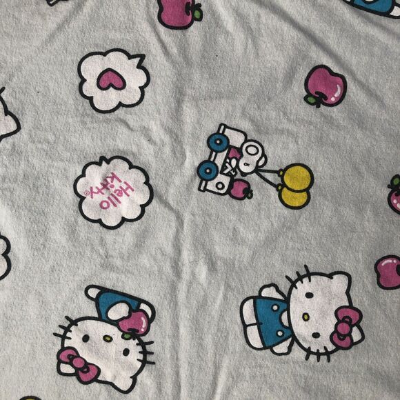 Hello Kitty Women’s Cut Off Hem T-Shirt Gray Graphic All Over Print Medium - Picture 10 of 12